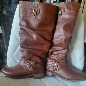 Womens brown knee high xoxo boots size 7 flawless
